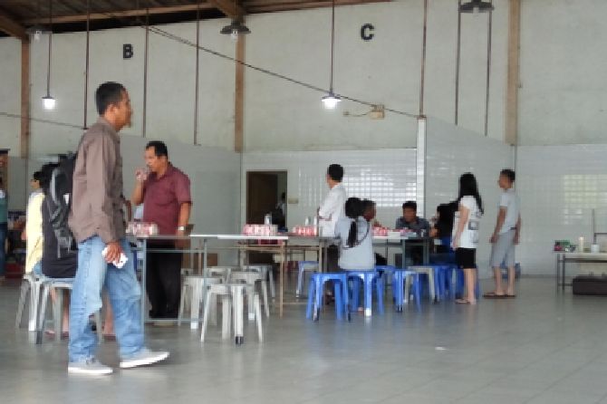 Jenazah Jony ketika disemayamkan di rumah duka warga Tionghoa di Baloi, Batam. - Image