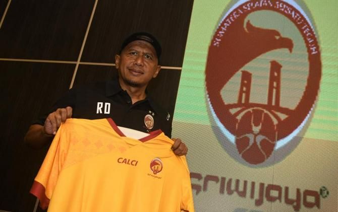 RD akan kembali melatih Alberto Goncalves cs - Image