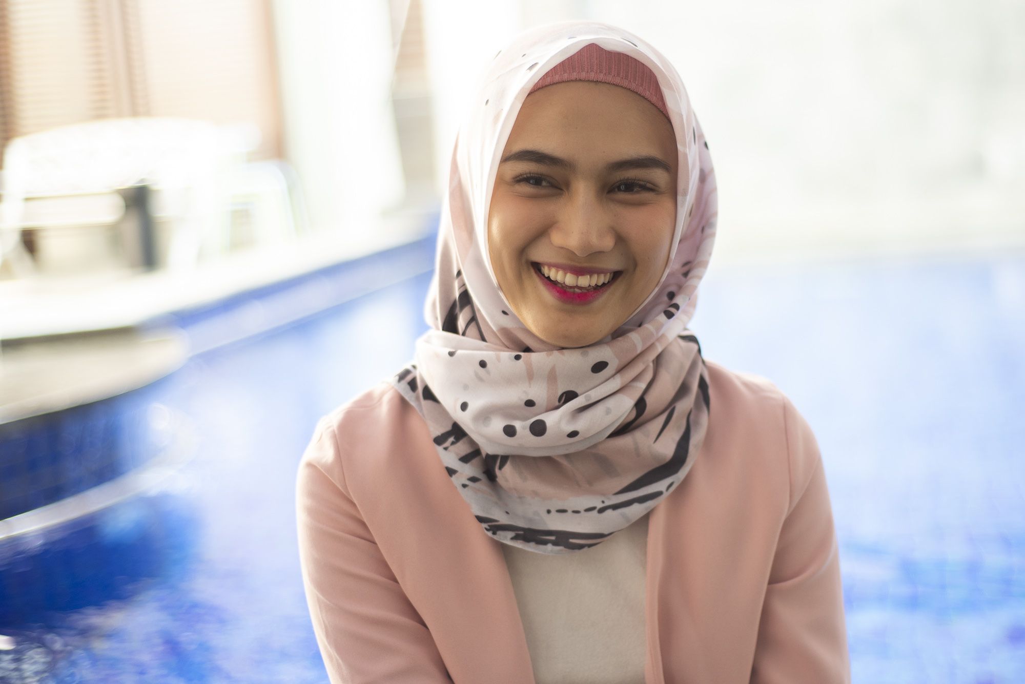 Melody Nurramdhani Laksani menyebut setelah menikah akan tetap bekerja. Dia memastikan tetap di JKT48 - Image