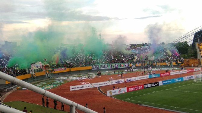 Suasana Singa Mania saat mendukung Sriwijaya FC - Image
