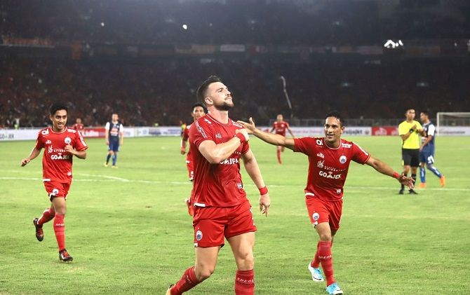 Marko Simic sudah tak sabar melakoni laga Persib vs Persija di Stadion GBLA. - Image
