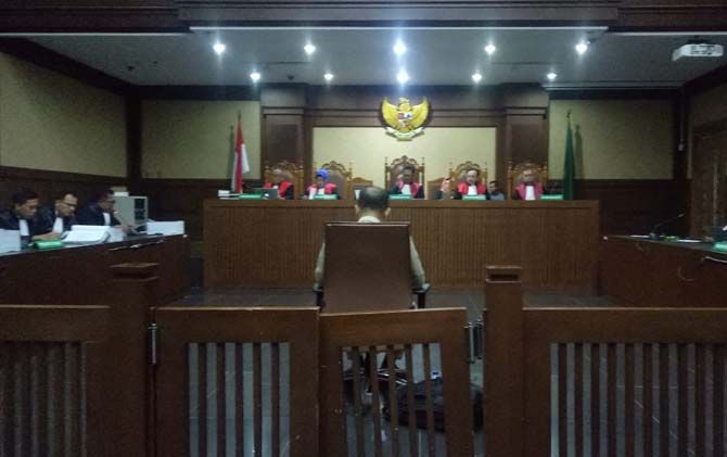 Syafruddin Arsyad Temenggung saat menjalani sidang di PN Tipikor Jakarta - Image