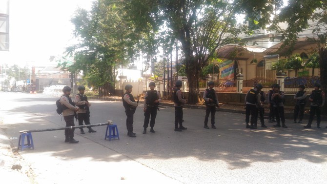 Penjagaan ketat di Mako Brimob Kelapa Dua, Depok, Jawa Barat - Image