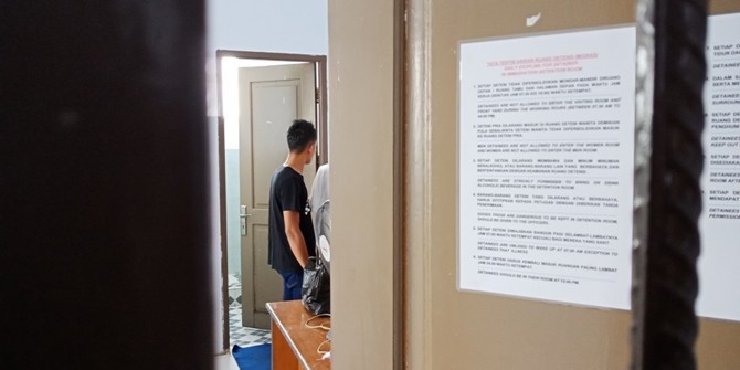 Warga Negara Indonesia dideportasi otoritas Malaysia, lantaran tak mengantongi dokumen lengkap saat menyeberang perbatasan. - Image