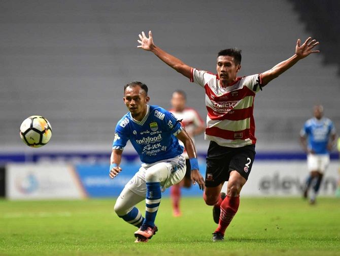 Persib memainkan banyak pemain cadangan di laga versus Madura United. - Image