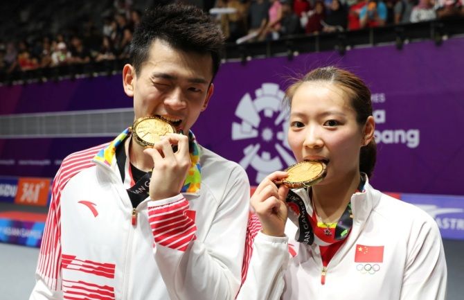 Ganda campuran Tiongkok Zheng Siwei/Huang Yaqiong menjadi satu-satunya wakil tuan rumah yang meraih gelar di Tiongkok Terbuka 2018 - Image