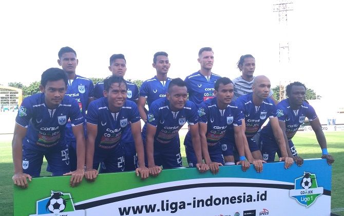PSIS Semarang hanya bisa meraih satu poin meski melawan Madura yang bermain dengan 10 orang di pertengahan laga. - Image