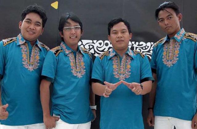 Wali menghibur pengunjung Big Bang Jakarta 2018, tanpa sang gitaris Apoy pada Sabtu (29/12) malam. - Image