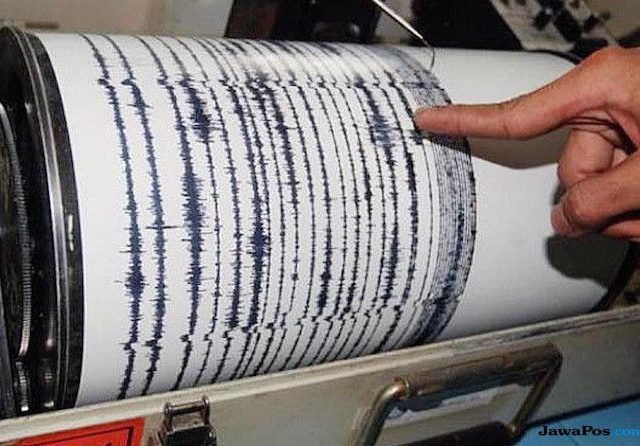 Ilustrasi gempa. BMKG meminta masyarakat di kawasan Mentawai untuk berhati-hati. - Image