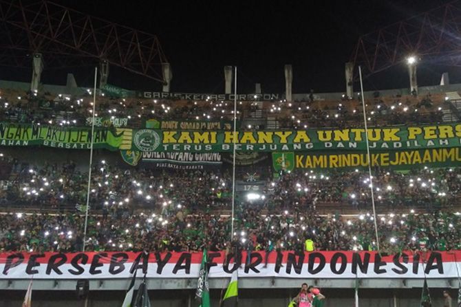 Bonek bakal kembali memadati Stadion Gelora Bung Tomo Surabaya saat Persebaya menjamu Persinga. - Image