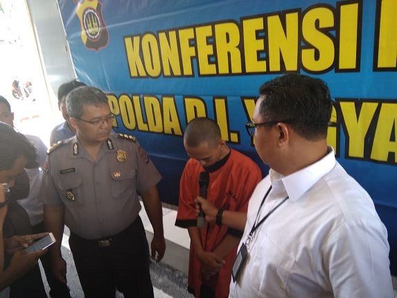 KBS, mahasiswa di Jogjakarta raup ratusan juta dari uang temannya. - Image