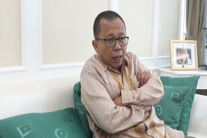 PRABOWO KRITIK KARTU SAKTI JOKOWI: Wakil Ketua Tim Kampanye Nasional (TKN) Jokowi-Ma - Image