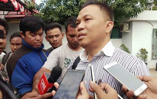 Kuasa hukum korporasi ABU Tours Hendro Saryanto. - Image