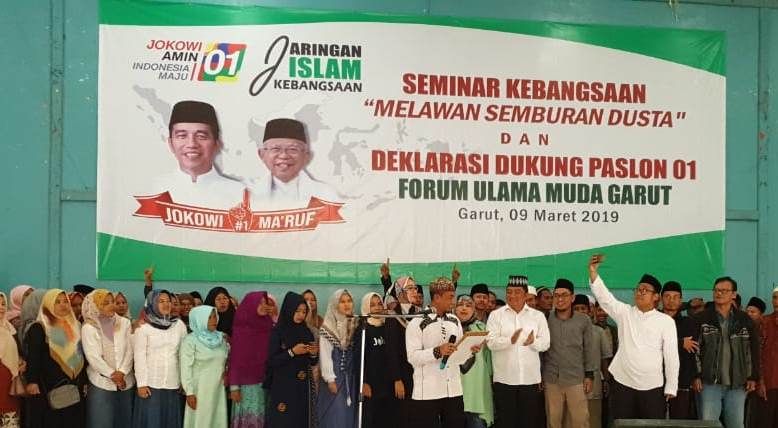 Deklarasi Dukungan Forum Ulama Muda Garut untuk Jokowi-Maruf Amin, Sabtu (9/3). - Image