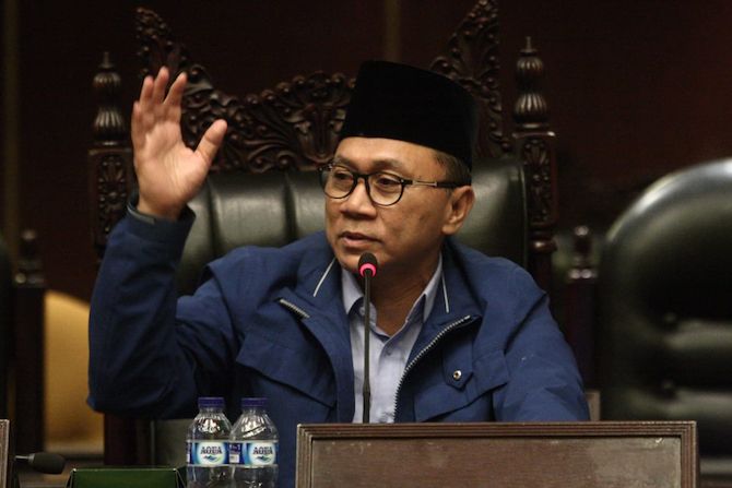 Ketua MPR Zulkifli Hasan sempat menitikan air mata ketika didaulat berpidatao di acara tersebut. - Image