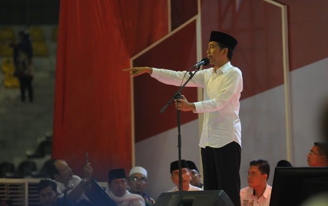 Calon Presiden Nomor Urut 01 Joko Widodo (Jokowi) di Medan, Jumat (15/3). - Image
