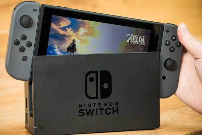 Konsol game Nintendo Switch. - Image