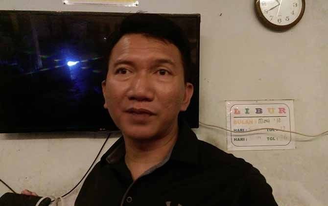 BERITA HOAX: Wakapolresta Solo AKBP Andy Rifai memberikan penjelasan kepada wartawan. - Image