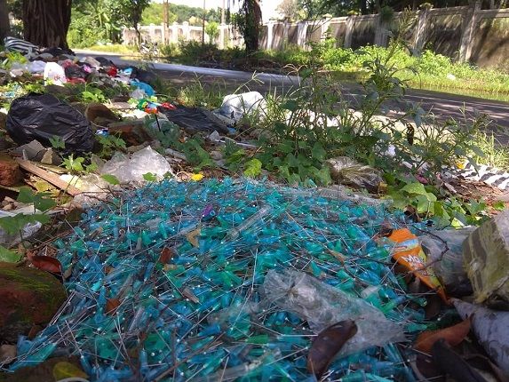 Dinkes Surabaya: Jarum Suntik di Saluran Air Sidoarjo Bukan Milik RSUD Eka Candrarini  - Image