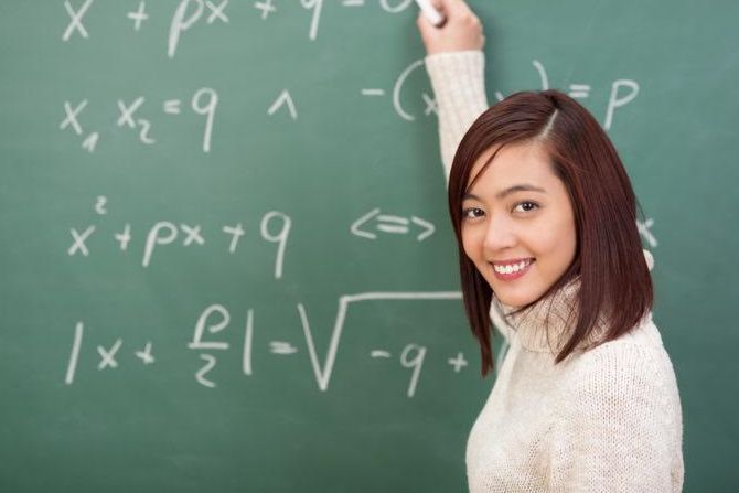 Ilustrasi seseorang belajar matematika yang baik untuk fungsi otak. - Image
