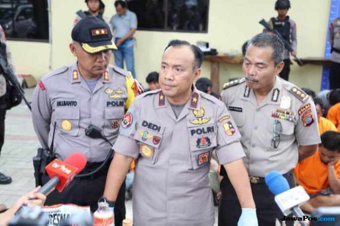 Kepala Biro Penerangan Masyarakat Divisi Humas Polri Brigjen Dedi Prasetyo - Image