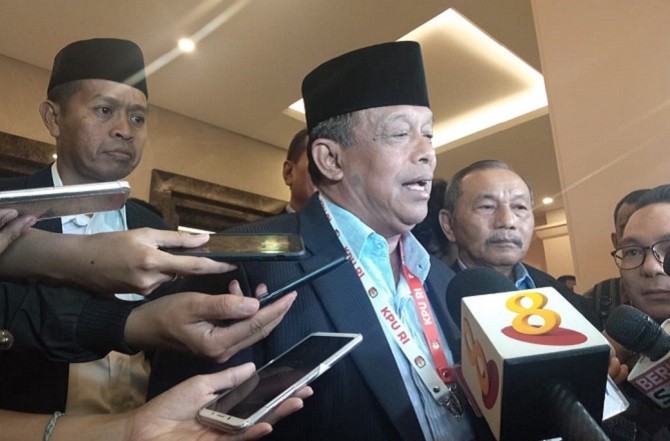 Ketua Badan Pemenangan Nasional (BPN) Prabowo-Sandiaga Uno, Djoko Santoso menyambut gembira dukungan Ustad Abdul Somad (USD) untuk paslon nomor urut 02. Djoksan tak mempersoalkan stasus ASN UAS, Sabtu (13/4). (Ridwan/JawaPos.com) - Image
