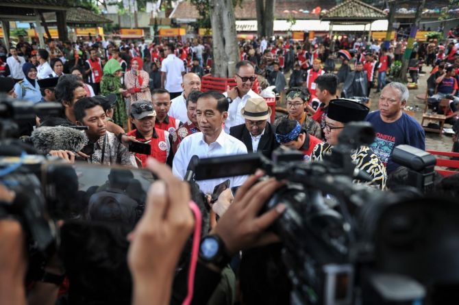 Presiden Jokowi saat kunjung kerja - Image
