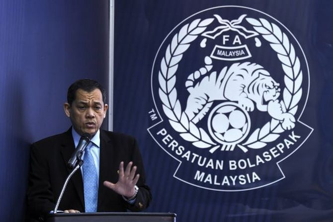 Ketua Umum FAM, Datuk Hamidin Amin, mengatakan bahwa pihaknya menerapkan aturan ketat untuk pemain naturalisasi - Image