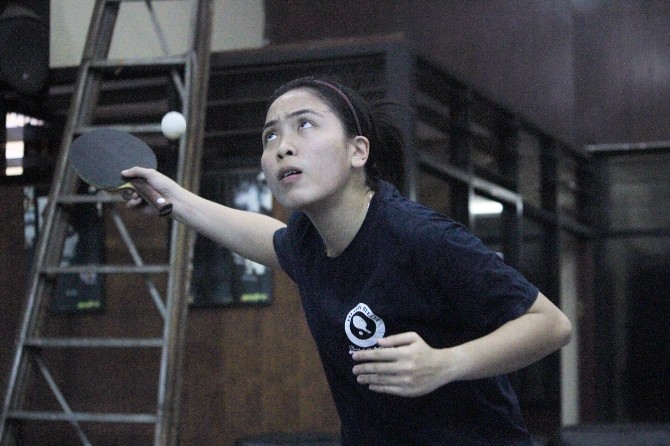 Atlet tenis meja Stella Priska Palit - Image