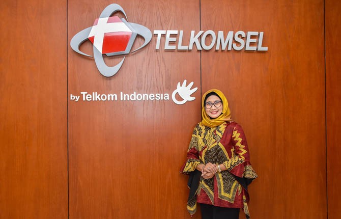 Direktur Utama Telkomsel yang baru, Emma Sri Martini. (Istimewa/Telkomsel) - Image