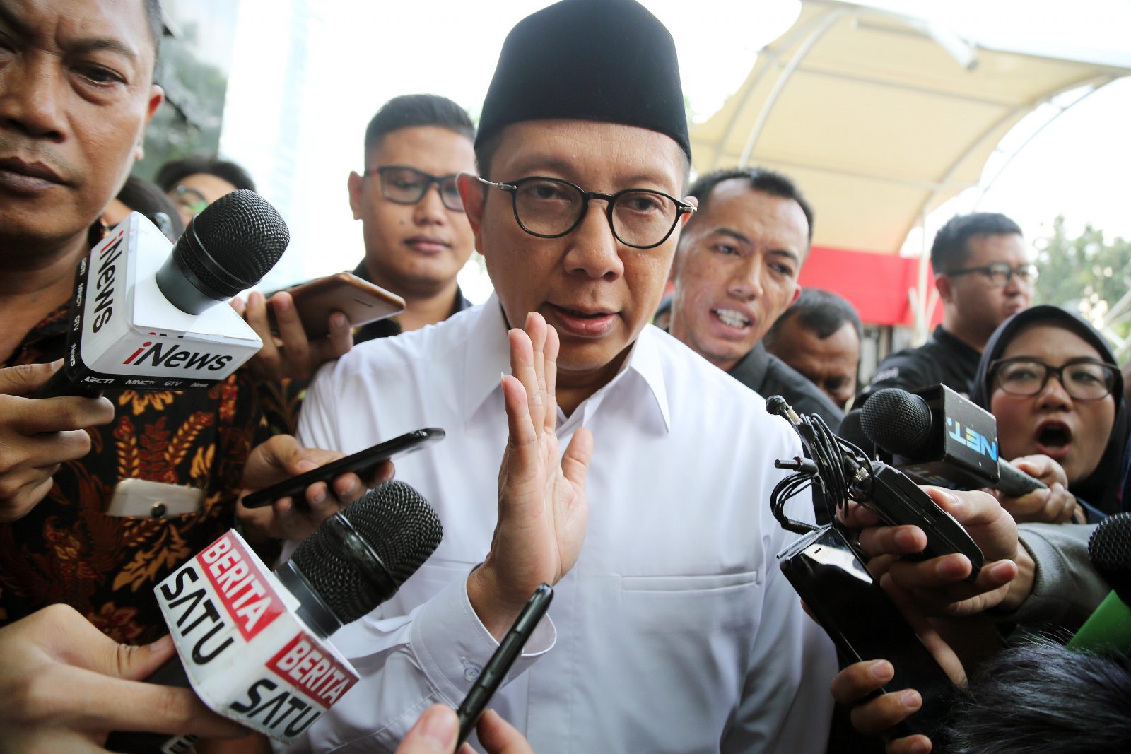 KPK PERIKSA MENAG LUKMAN-FEDRIK TARIGAN (11) - Image