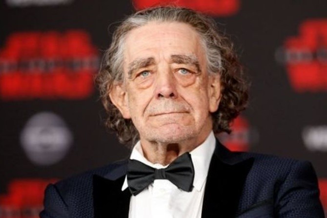 Aktor yang menghidupkan karakter Chewbacca di film Star Wars meninggal dunia. (bbc) - Image