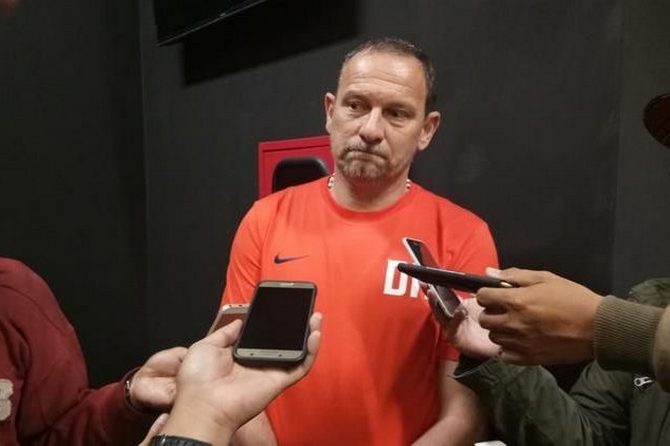 Dejan Antonic puas setelah Madura United menang dalam uji coba (Indra Eka/JawaPos.com) - Image