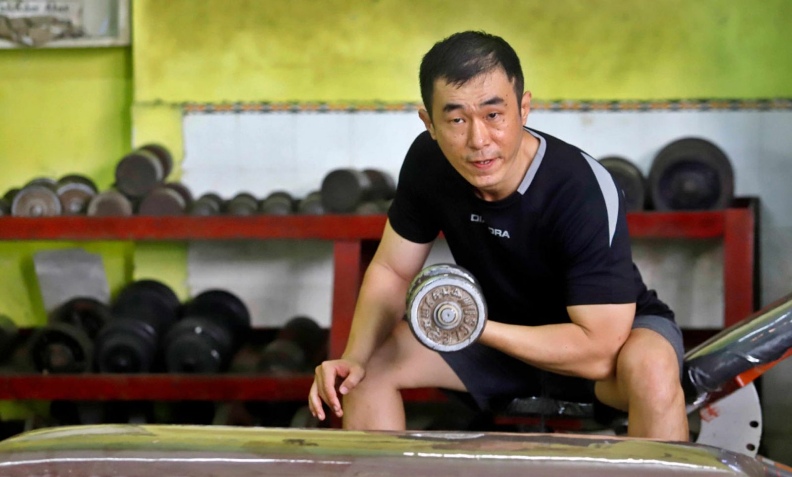FOTO-BOKS_ahmad-khusaini jawa pos penyintas kanker otak - Image
