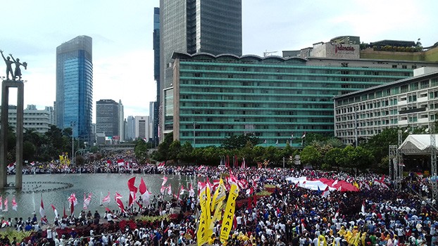 Bundaran Hotel Indonesia. - Image