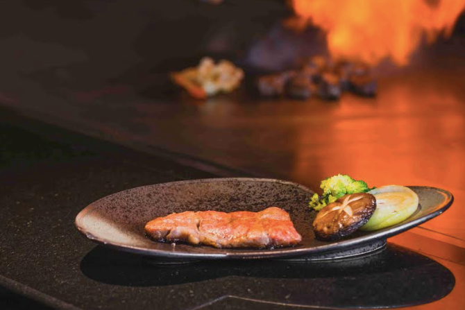 Olahan daging sapi hitam Kagoshima. (Hotel Mulia Senayan) - Image