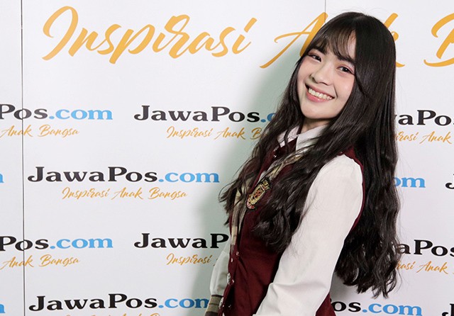 Center Tim J Cindy Yuvia akan menggelar konser kelulusan pada Minggu 21 Juli. Dia sudah tujuh tahun bersama JKT48. (Dery Ridwansah/Jawa Pos) - Image