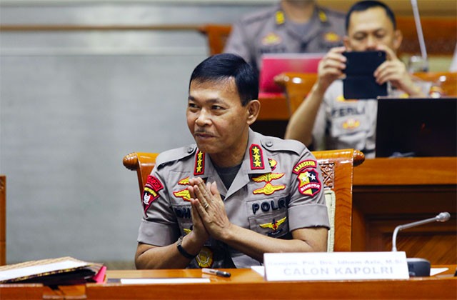 Calon Kapolri Komjen Idham Azis usai mengikuti uji kepatutan dan kelayakan di Komisi III DPR. (Dery Ridwansah/JawaPos.com) - Image