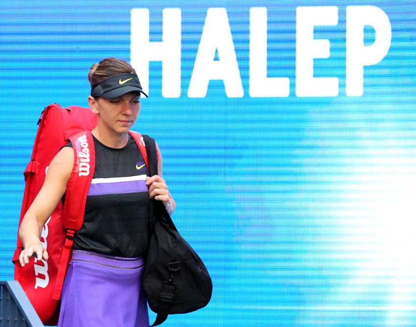 NEW YORK, NEW YORK - AUGUST 29: Simona Halep of Romania enters the court ahead of her Women - Image