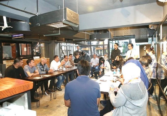 Ketua MPR RI Bambam Soesatyo memberikan dukungan penuh kepada milenial untuk mengembangan UMKM, khususnya kuliner. MPR - Image