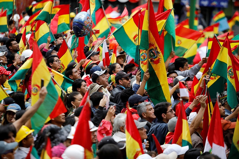 Ilustrasi: Rakyat Bolivia saat menggelar aksi protes di La Paz. REUTERS/Marco Bello - Image