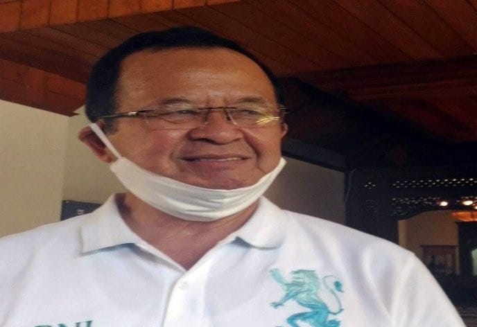 Wakil Wali Kota Surakarta Achmad Purnomo saat menghadiri acara tes usap Covid-19 di Balai Kota Surakarta pada Sabtu (18/7). Bambang Dwi Marwoto/Antara - Image