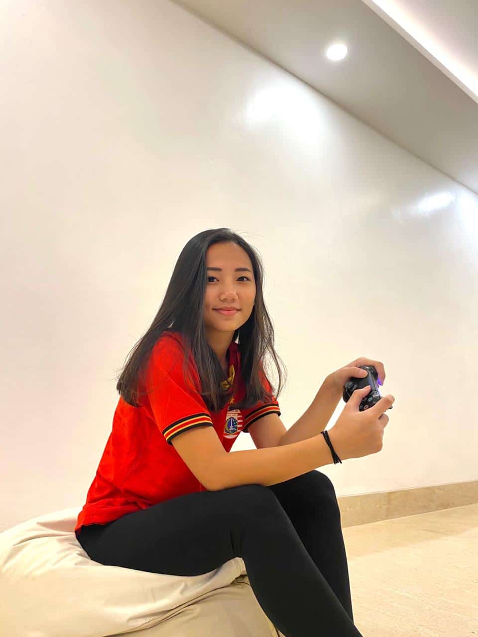 Pemain Persija Putri Basia Putri Chaerul (Farid S. Maulana/Jawa Pos). - Image