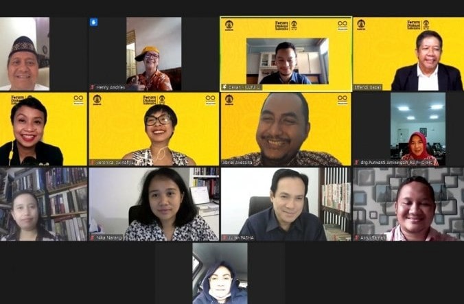 Diskusi daring Forum Diskusi Salemba: Evaluasi Kebijakan Penanganan Pandemi Covid-19, Jumat (6/11). Iluni UI/Antara - Image
