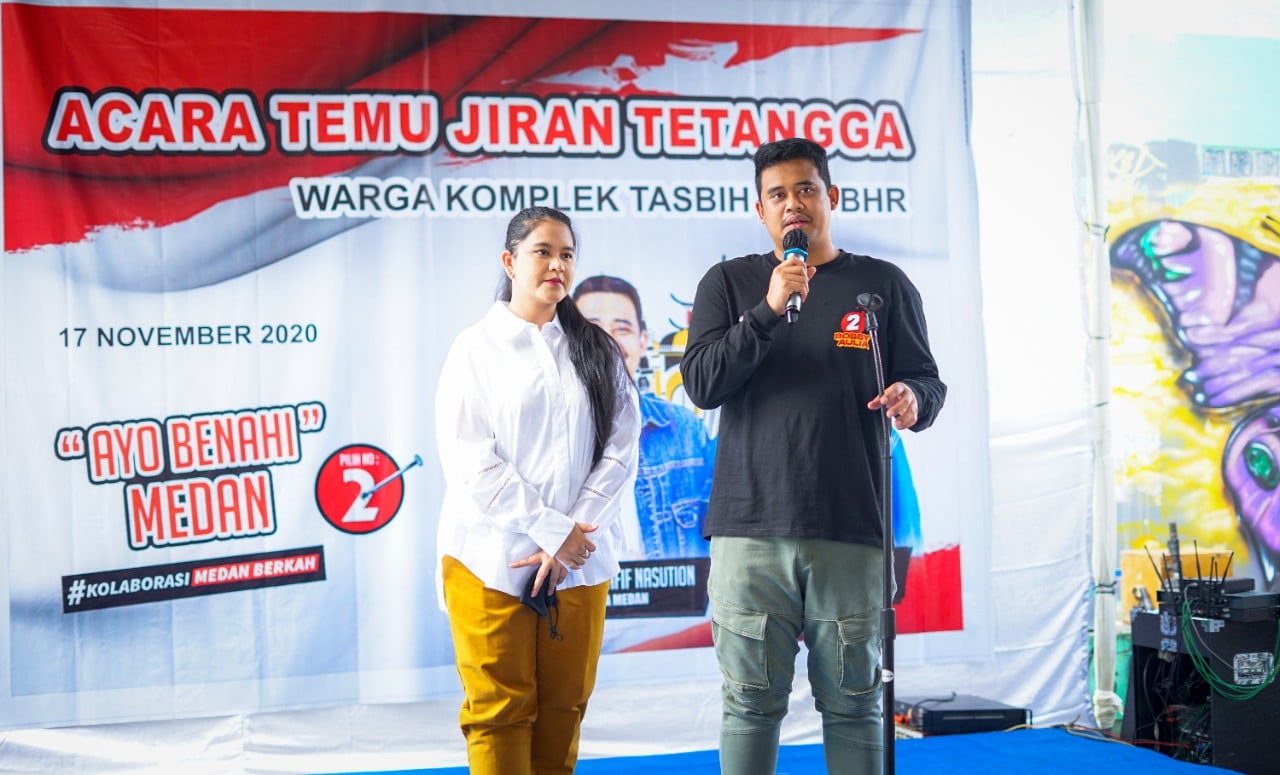 Putri Presiden Jokowi, Kahiyang Ayu, mendampingi sang suami Bobby Nasution dalam kontestasi Pilkada Medan. (For JawaPos.com) - Image