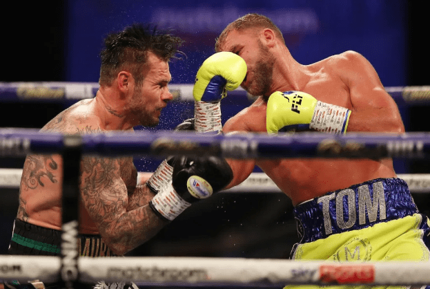 Billy Joe Saunders (right) connected often against Martin Murray on Friday night. Mark Robinson / Matchroom Boxing - Image
