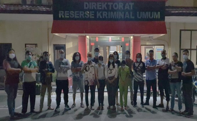 Tim gabungan menangkap para pelaku penganiayaan di dalam kamar hotel yang videonya viral di media sosial Instagram. Antara - Image