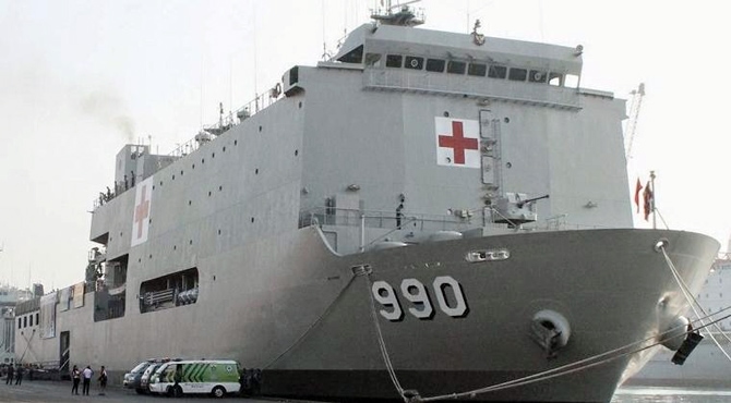 Kapal Rumah Sakit KRI dr. Soeharso-990 TNI AL - Image