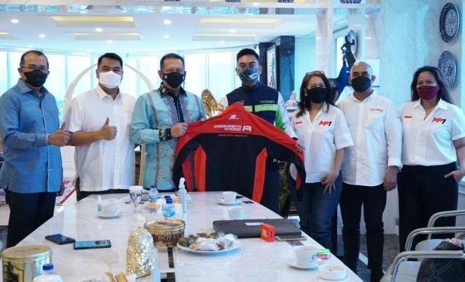 Ketua MPR sekaligus Ketum IMI Bambang Soesatyo menerima Direksi Motora Prima Indonesia di Jakarta, Selasa (16/3). Istimewa - Image