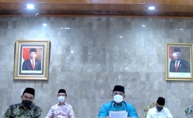 Penjabat Gubernur Kalimantan Selatan Safrizal menyampaikan penundaan MTQ ke-33 Kalsel. Humas Pemprov Kalsel/Antara - Image